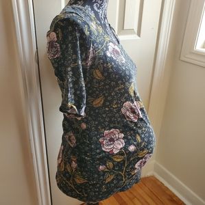 Maternity shirt